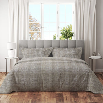 Trenton 200 TC Cotton Super King Double Bedsheet With Two Pillow Covers (270X270 Cms) - Trenton